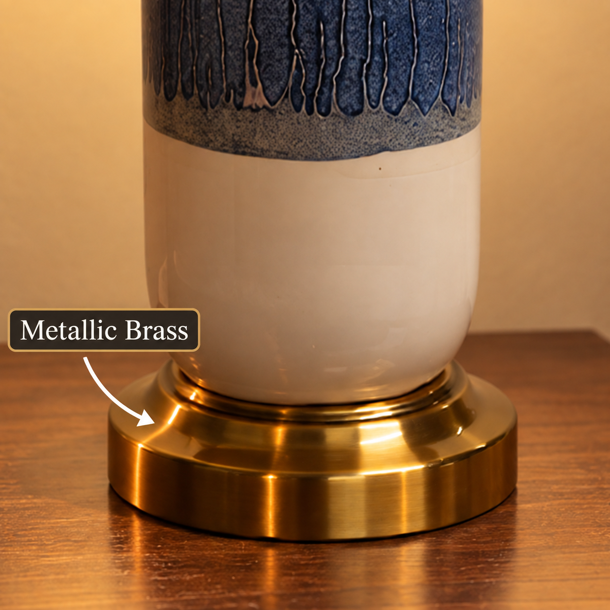 The Horizon Table Lamp